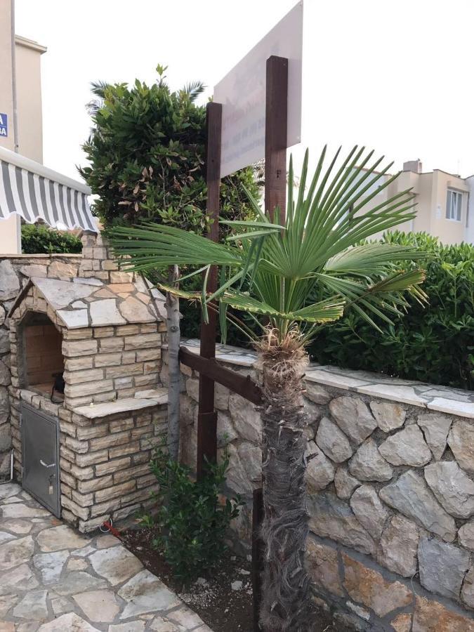 Jurisic Apartments Novalja Εξωτερικό φωτογραφία