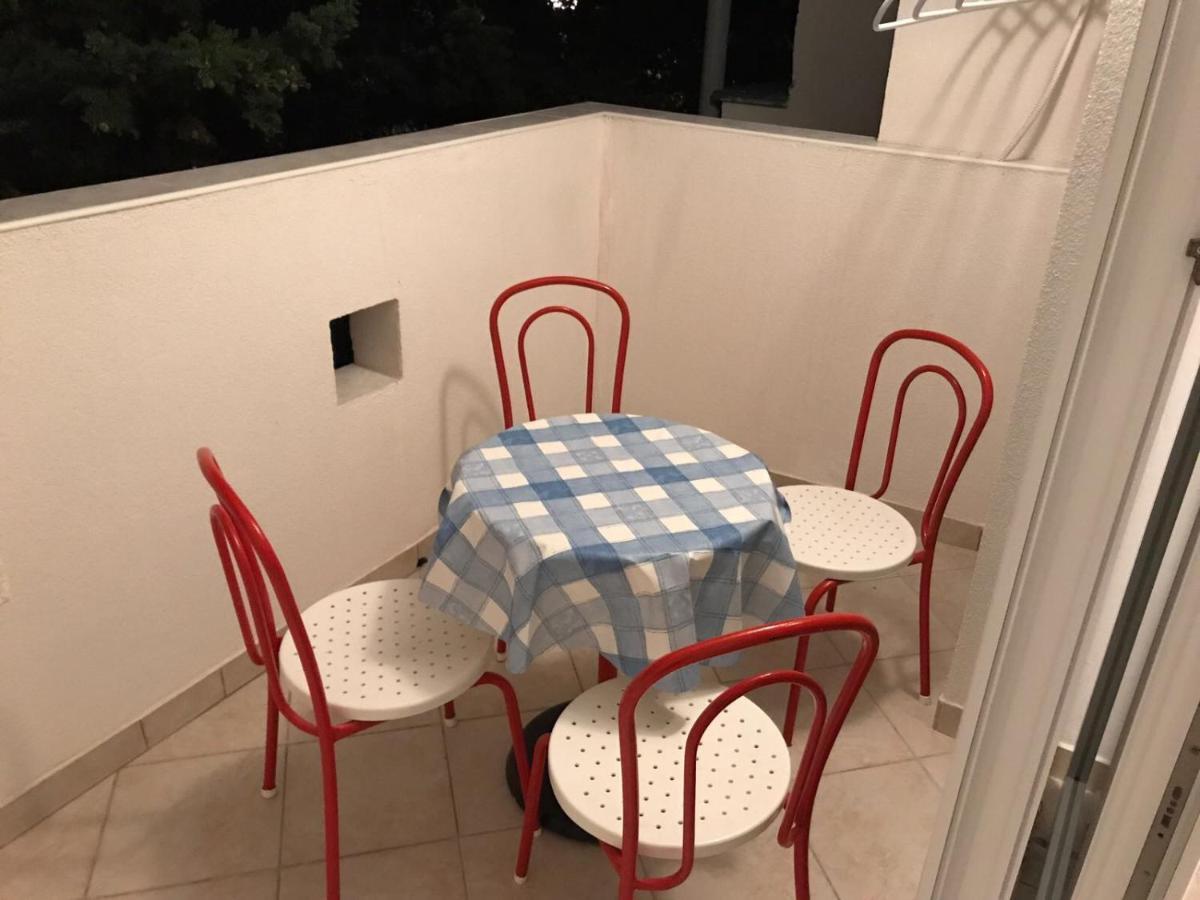 Jurisic Apartments Novalja Εξωτερικό φωτογραφία