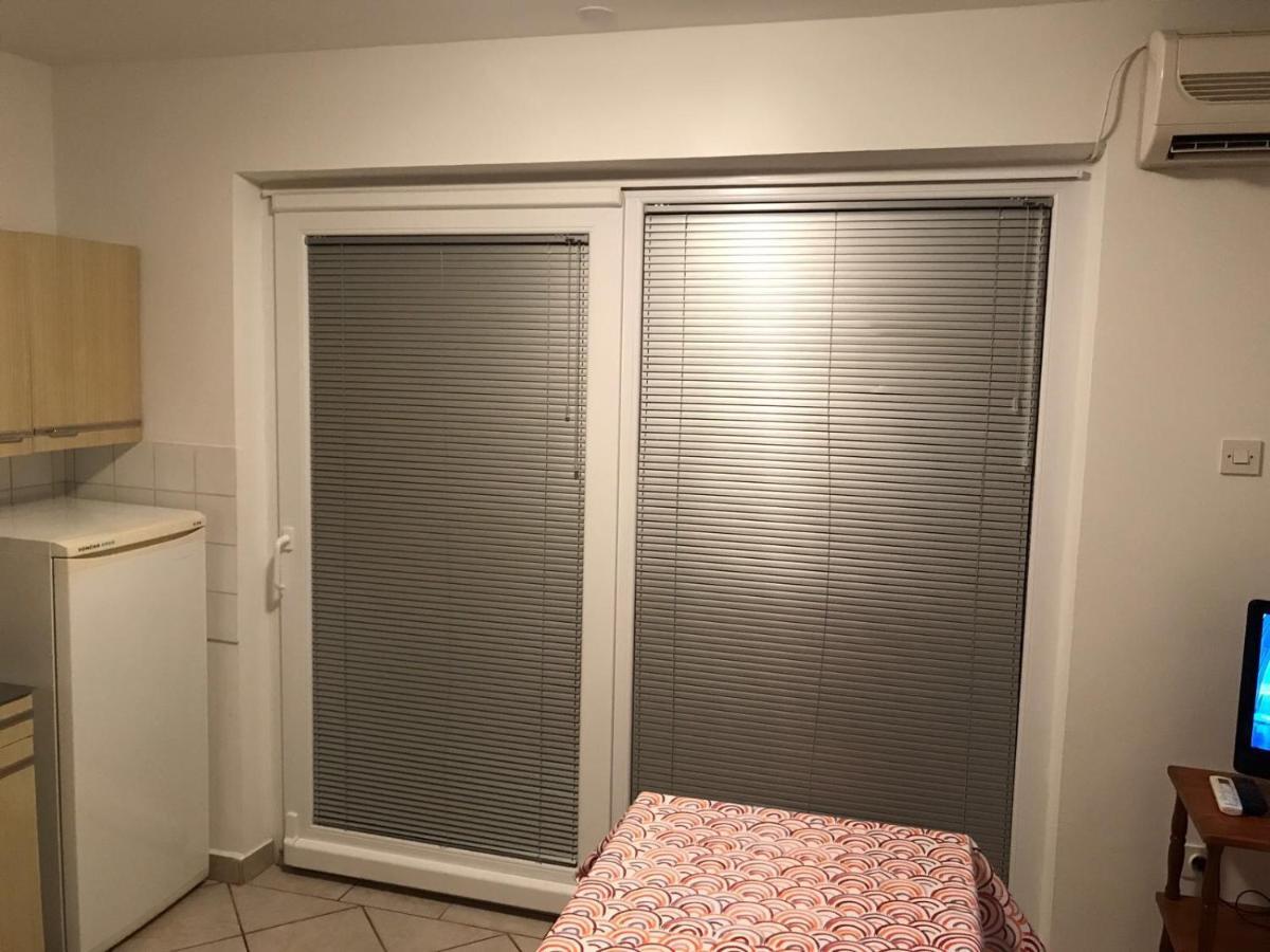 Jurisic Apartments Novalja Εξωτερικό φωτογραφία