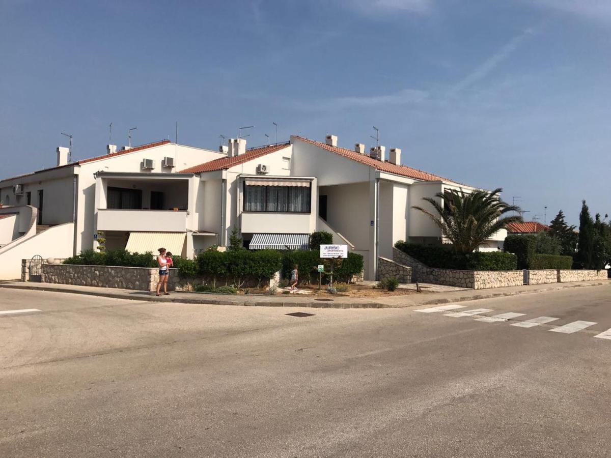 Jurisic Apartments Novalja Εξωτερικό φωτογραφία