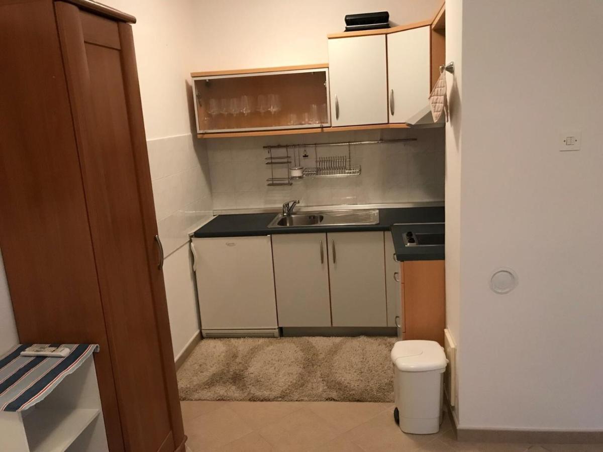 Jurisic Apartments Novalja Εξωτερικό φωτογραφία