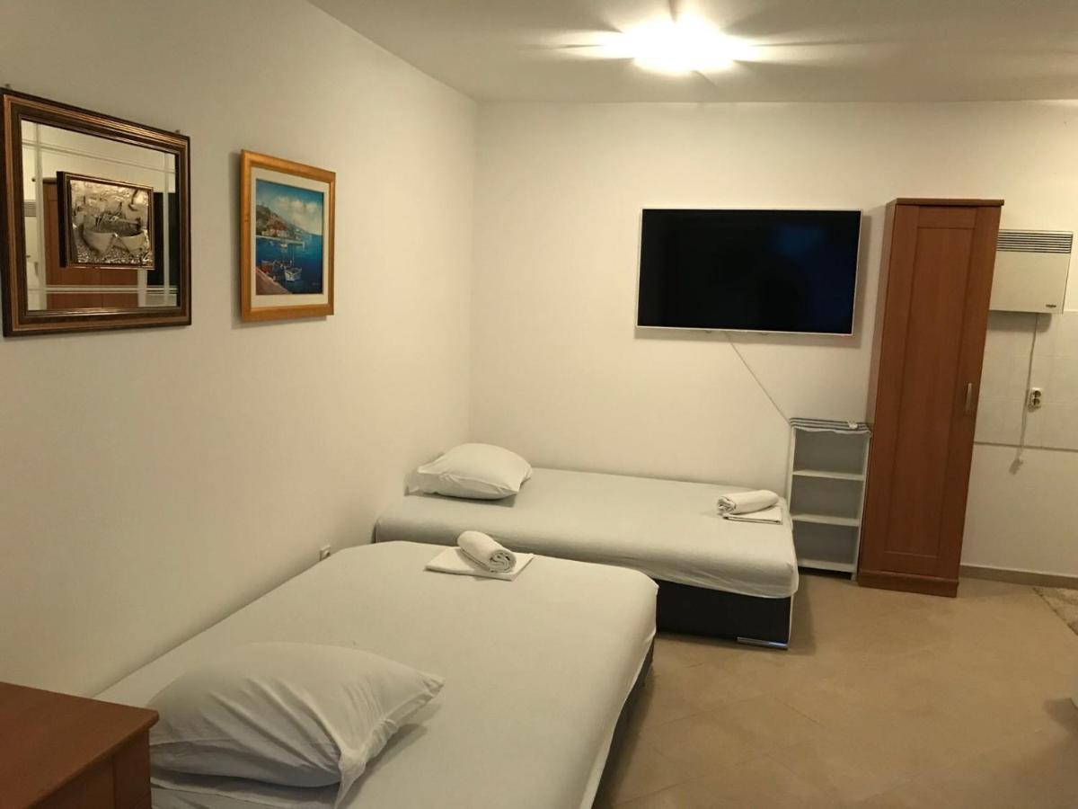 Jurisic Apartments Novalja Εξωτερικό φωτογραφία