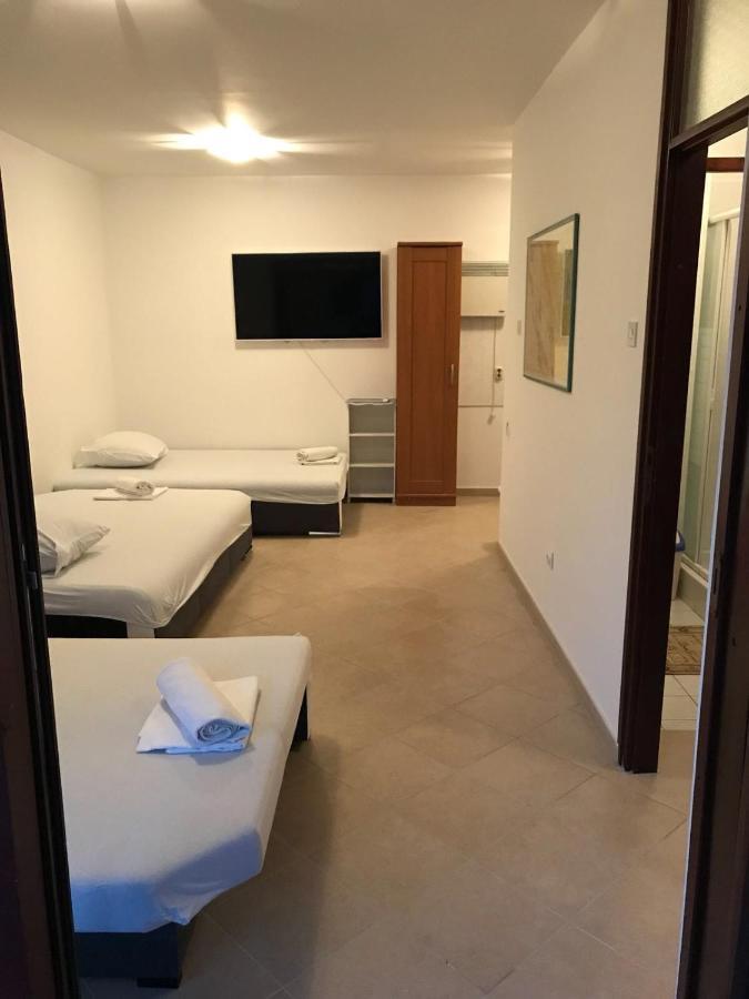 Jurisic Apartments Novalja Εξωτερικό φωτογραφία